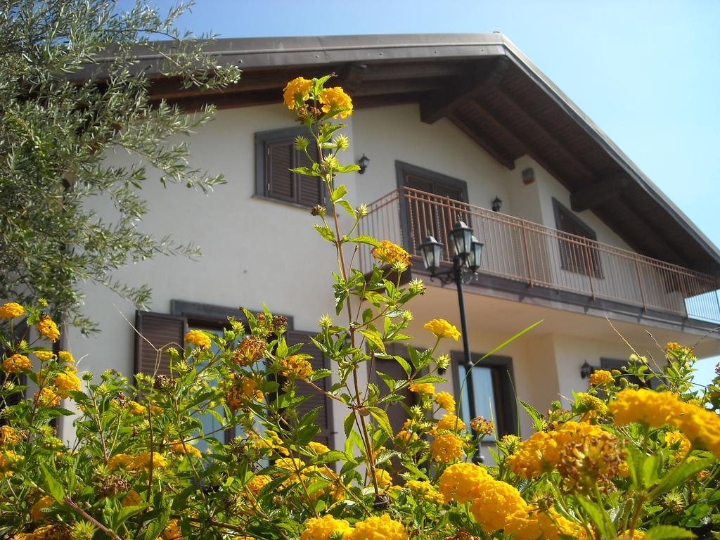 Aurora Dell'etna Bed & Breakfast *